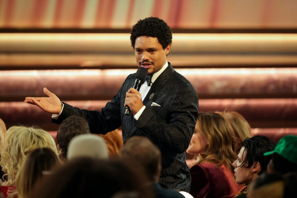 Trevor Noah u fhindula lufuno lwa Mzansi nga u engedza Bafunny Bafunny